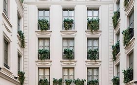 Maison Colbert Melia Collection